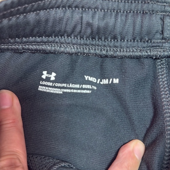 Under Armour boy's pants Size M - Picture 3 of 8